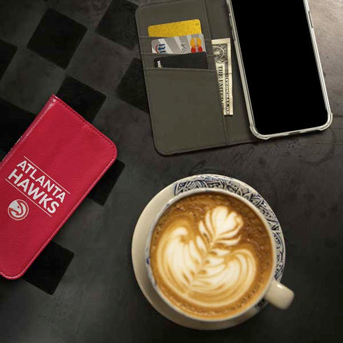 NBA Atlanta Hawks Standard - Red iPhone 15 Pro Folio Case